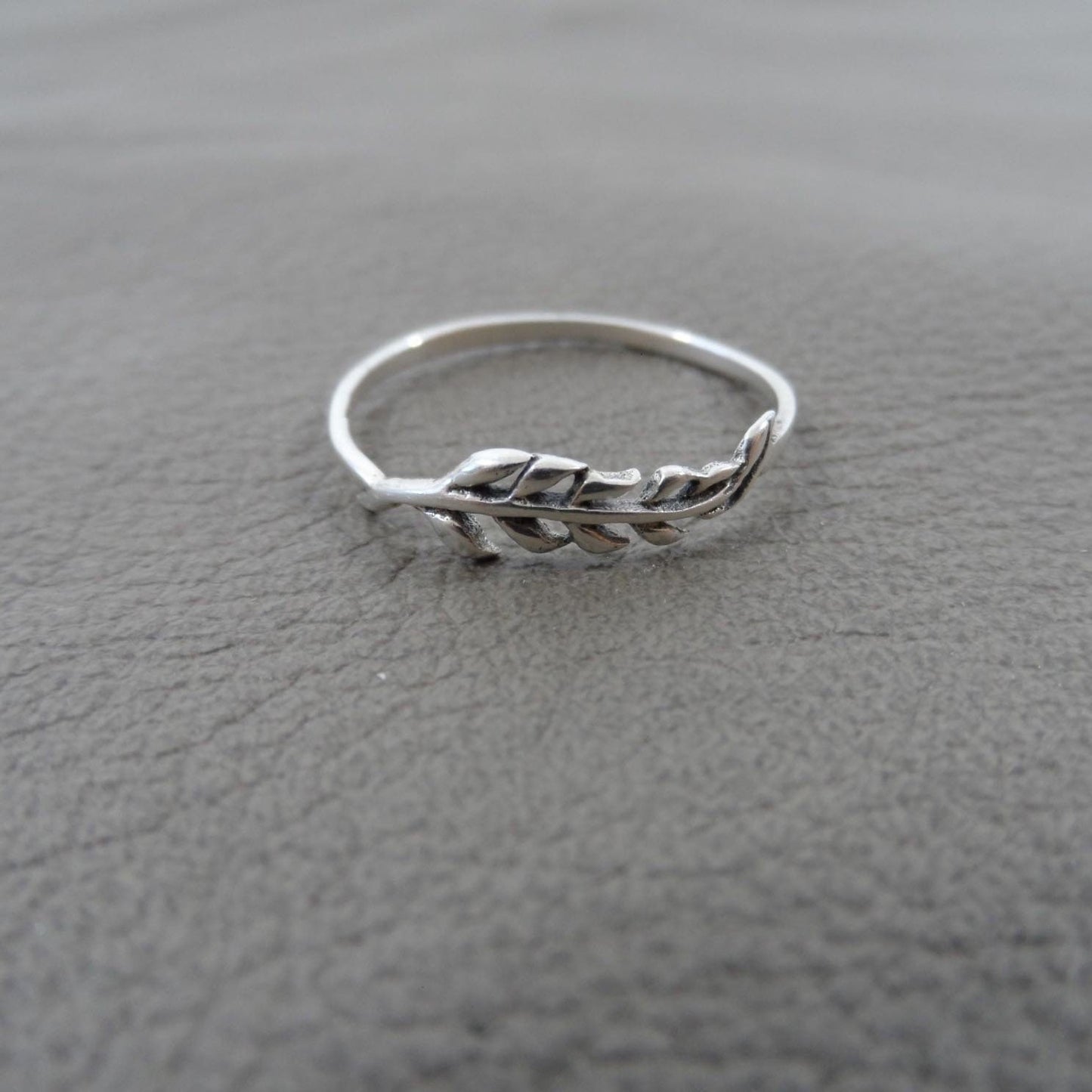 Leaf Ring in Sterling Silver