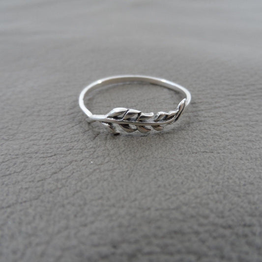 Leaf Ring in Sterling Silver