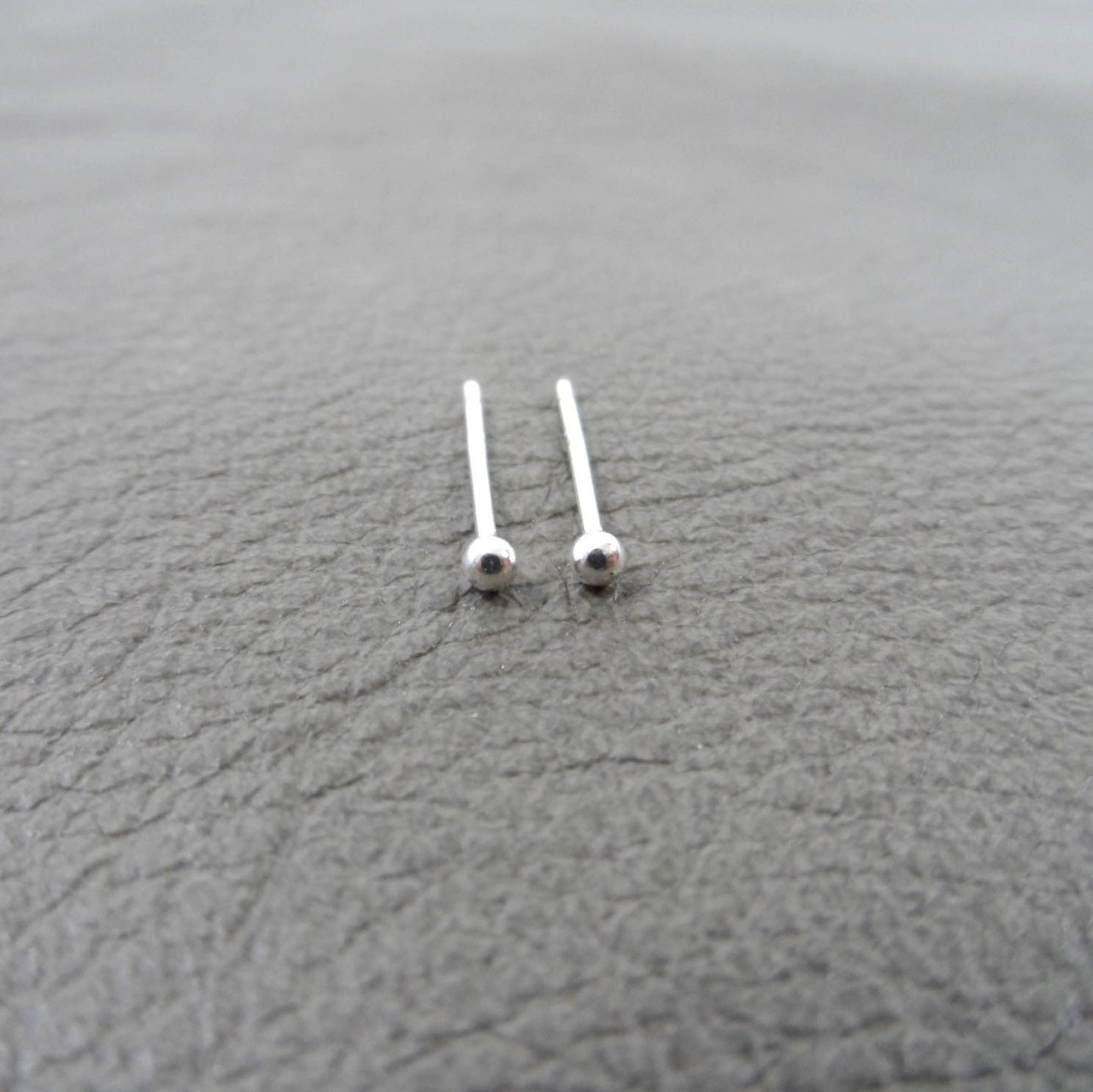 Ball Stud Earrings-2mm