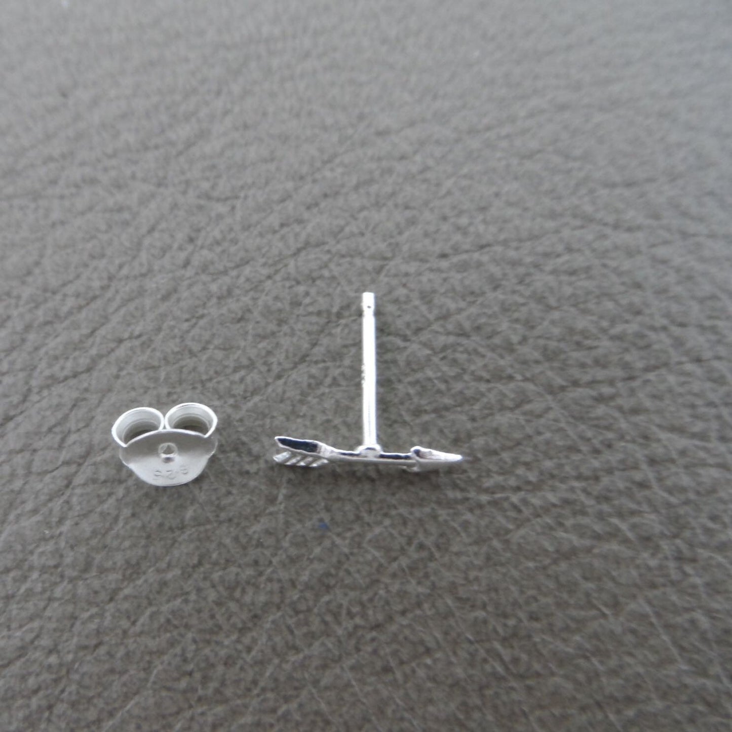 SINGLE Arrow Stud Earring in Sterling Silver