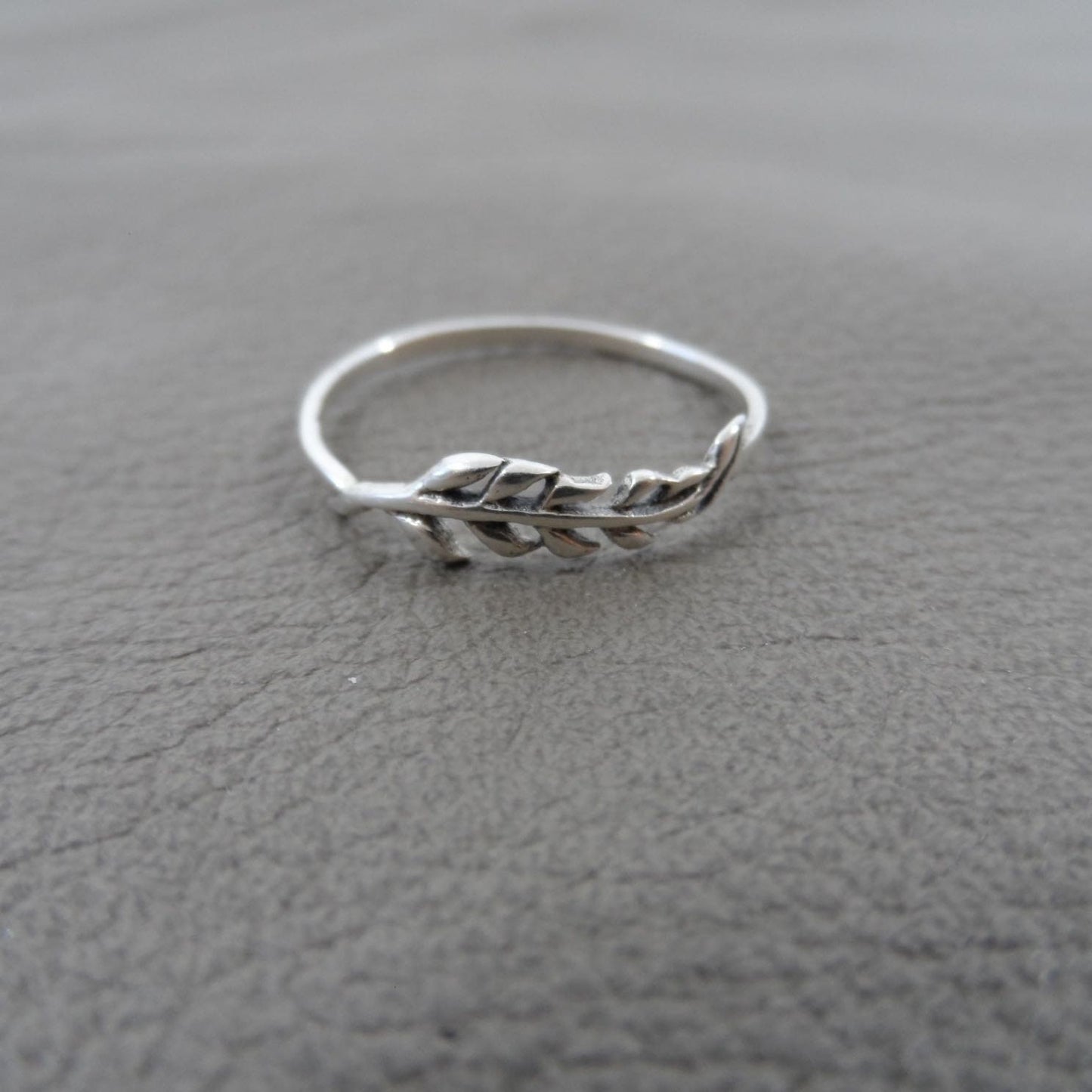 Leaf Ring in Sterling Silver