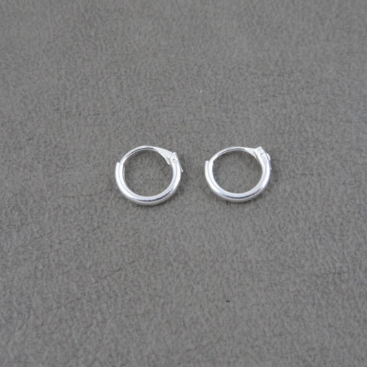 Hoop Earrings-8mm