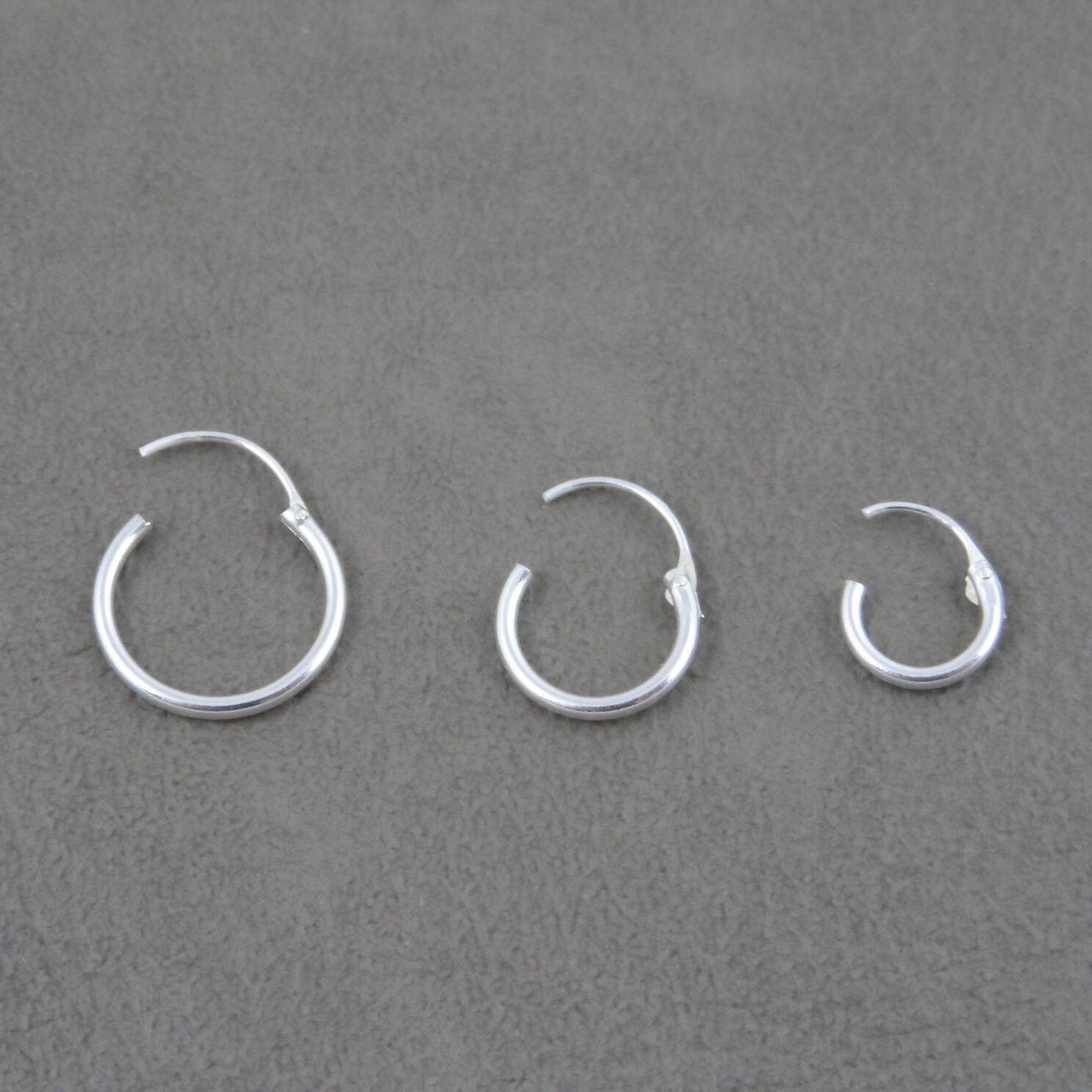 Hoop Earrings-8mm