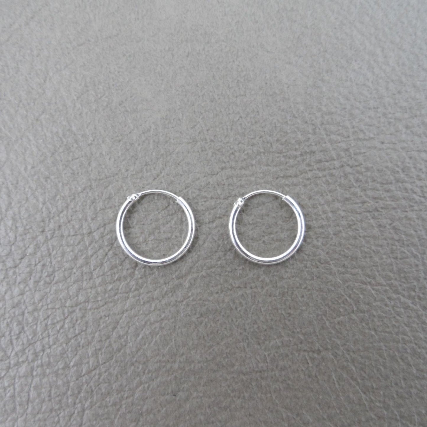 Hoop Earrings-12mm