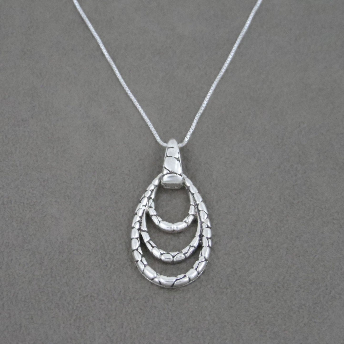 Modernist Necklace in Sterling Silver