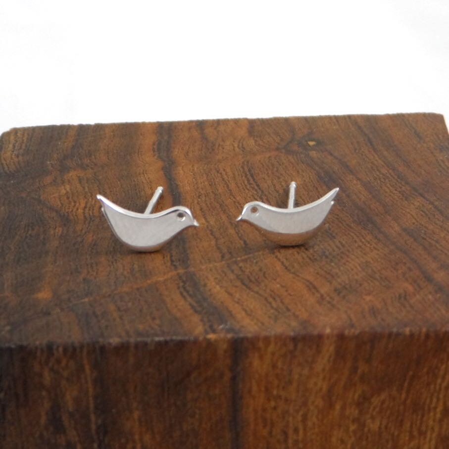 Nesting Bird Stud Earrings in Sterling Silver