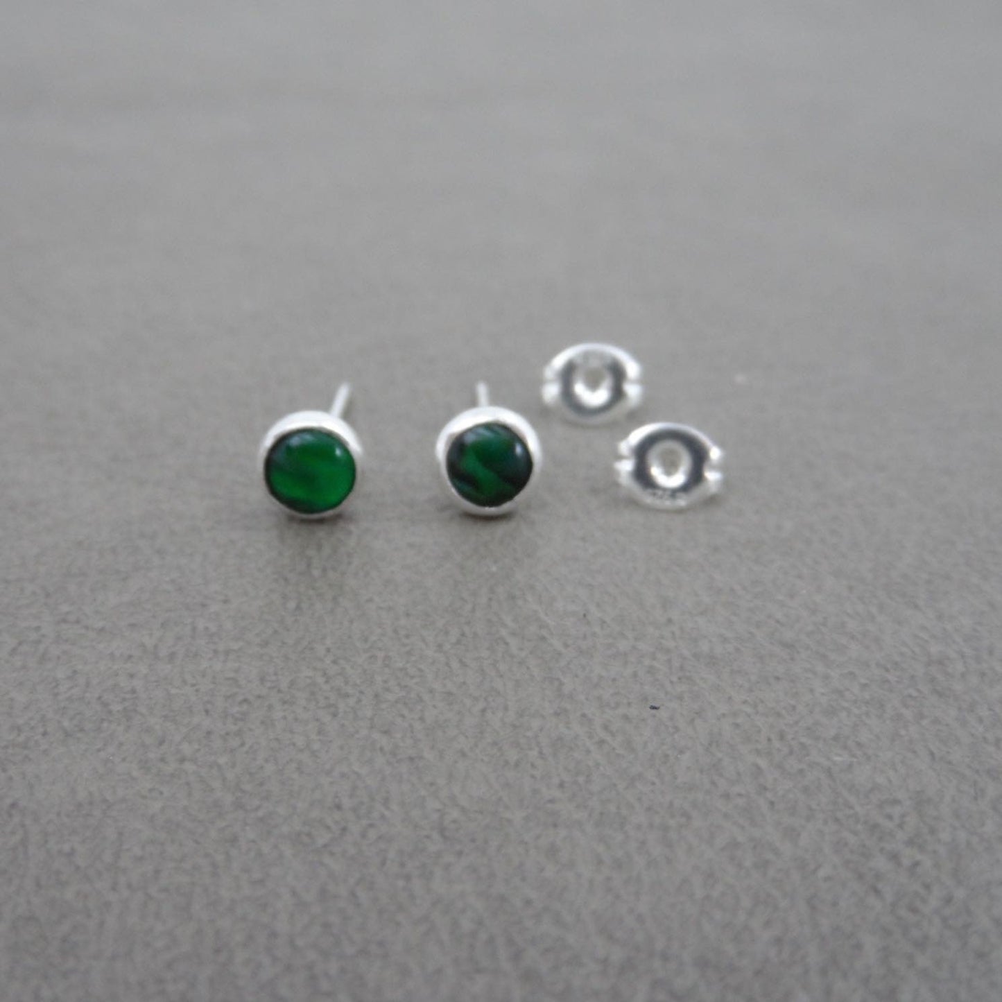 Green Paua Shell Sterling Silver Earrings-5mm