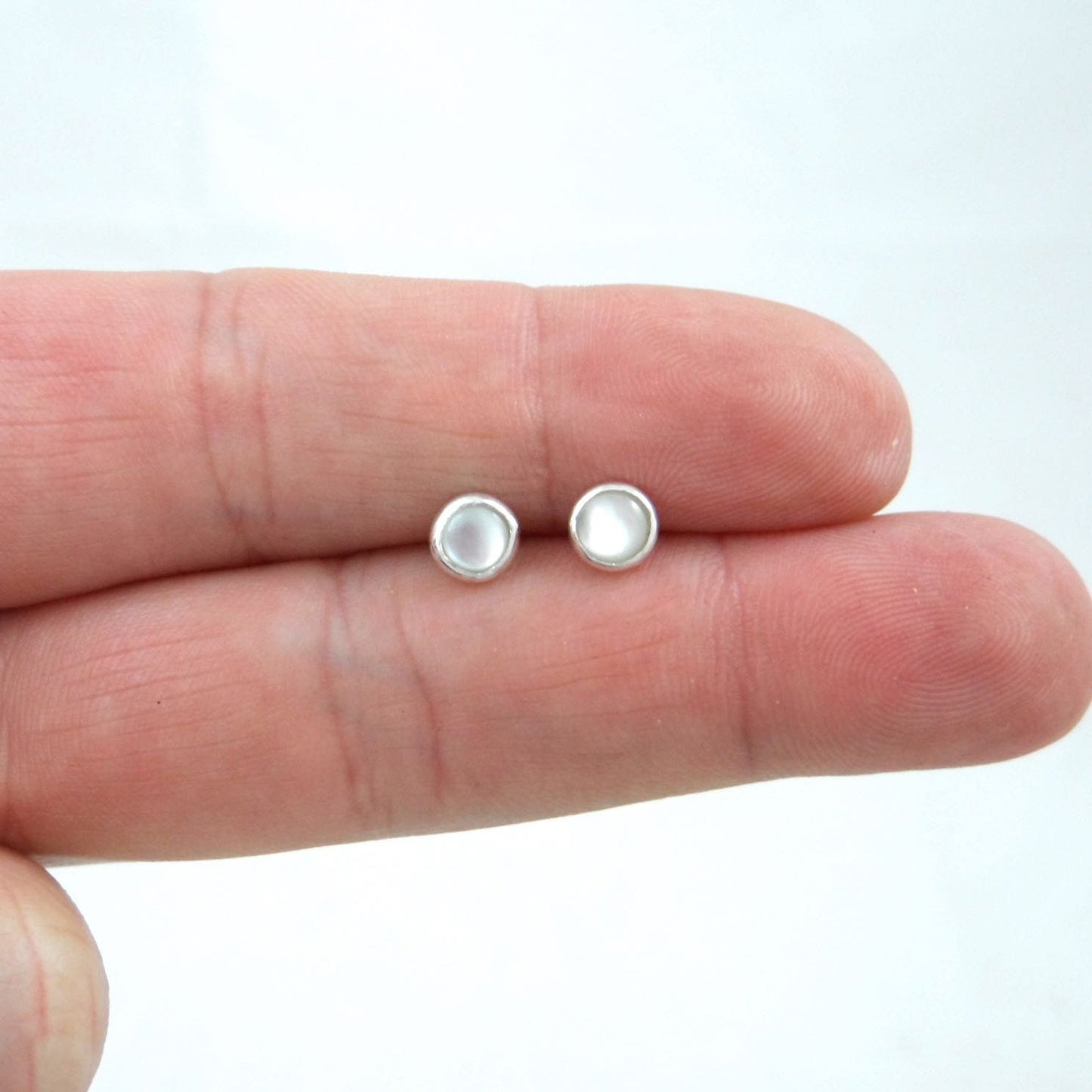 Mother of Pearl Earrings in Sterling Silver-5mm