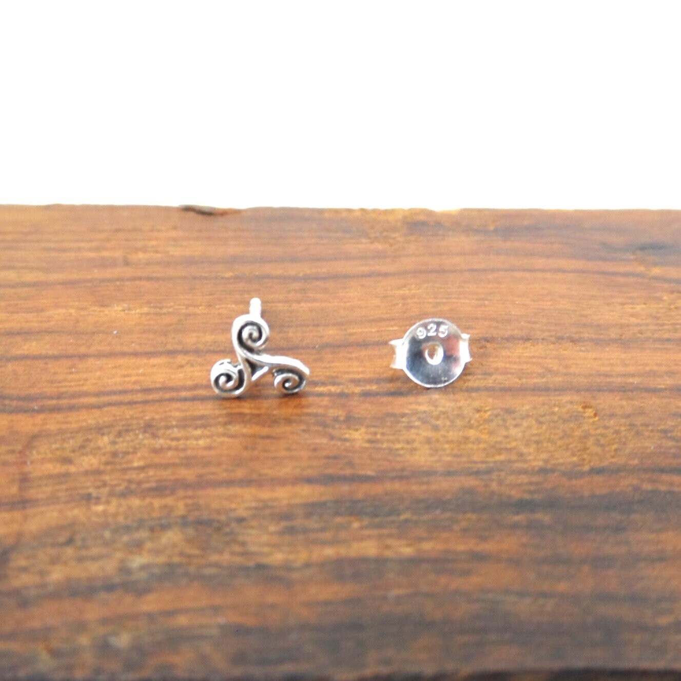 SINGLE Celtic Triskele Earring in Sterling Silver