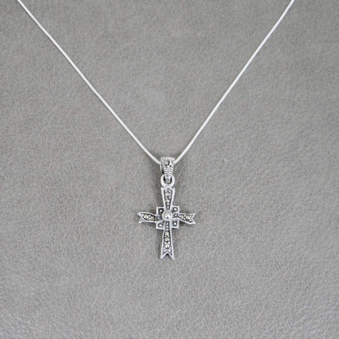 Cross Necklace in Sterling Silver