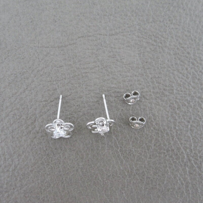 Flower Earrings in Sterling Silver