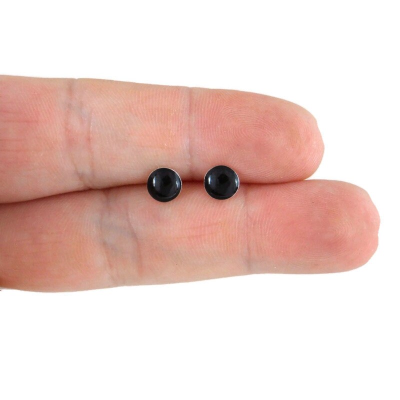 Black Onyx Earrings in Sterling Silver-6mm