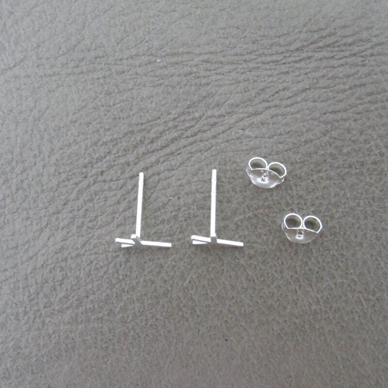 Viking Rune Earrings in Sterling Silver, Algiz Earrings, Rune Earrings, Viking Earrings, Nordic Earrings, Dainty Earrings