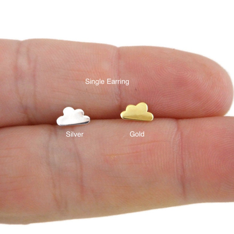 SINGLE-Tiny Cloud Earring in Sterling Silver