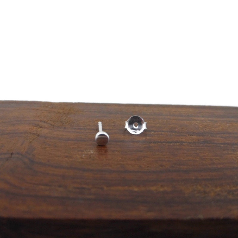 SINGLE Dot Earring in Sterling Silver