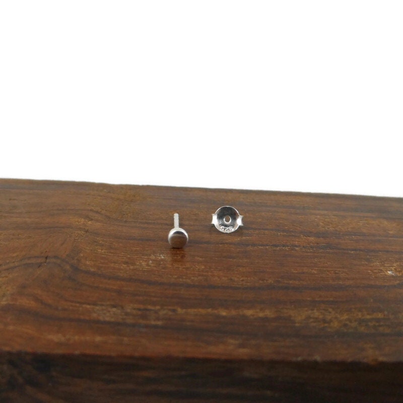 SINGLE Dot Earring in Sterling Silver