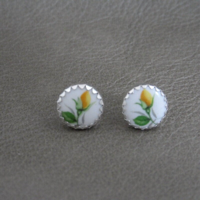 Flower Earrings in Sterling Silver-Porcelain