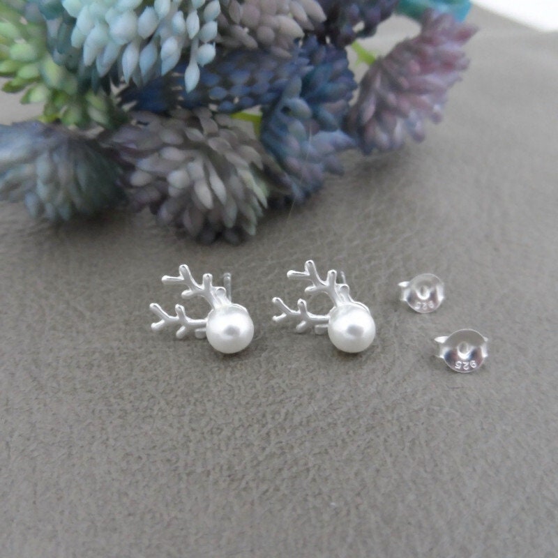 Deer Earrings in Sterling Silver