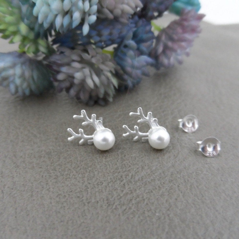 Deer Earrings in Sterling Silver