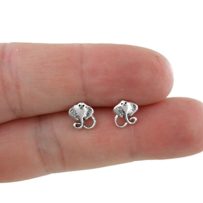 Stingray Earrings in Sterling Silver, Stingray Studs, Ocean Earrings, Stingray Jewelry, Beach Studs, Animal Earrings, Tiny Silver Earrings